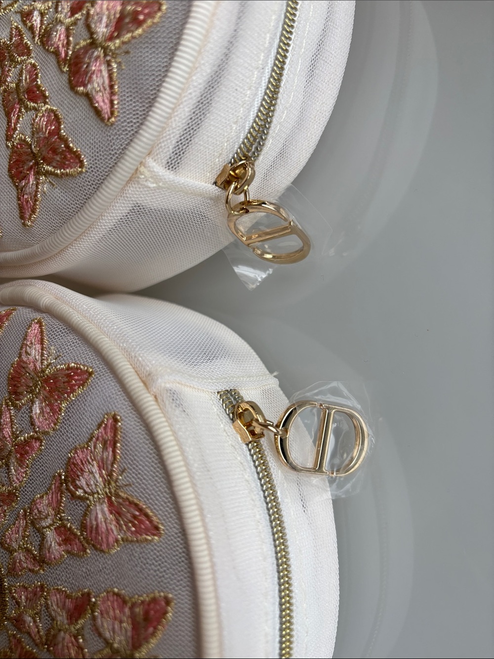 Dior Pouches - Picture 4 of 6